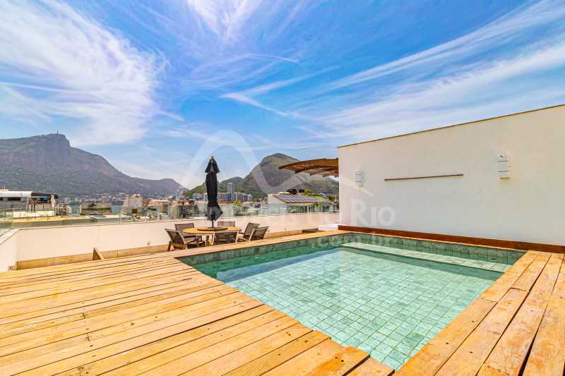 Cobertura com 659m, 4 suítes e 3 vagas, à venda no quadrilátero de Ipanema. - COIP0918