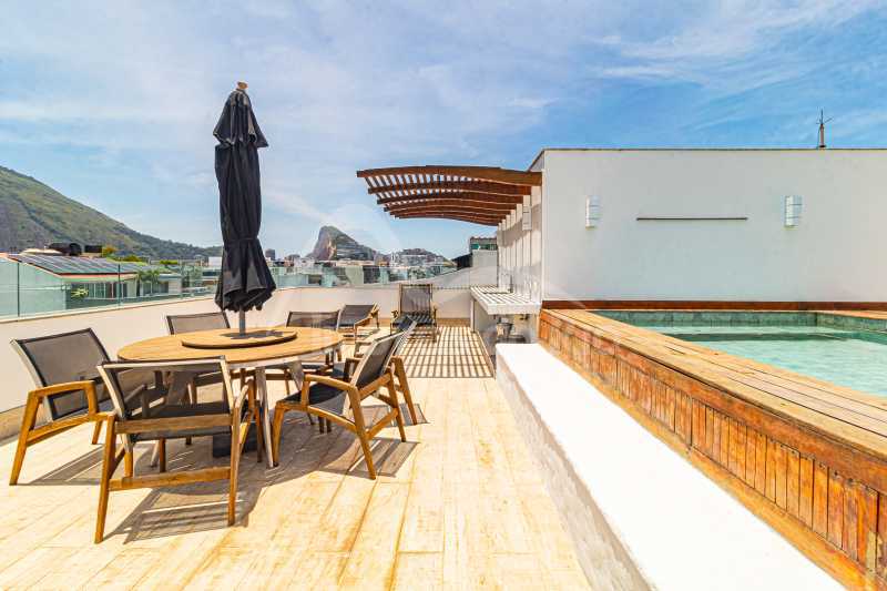 Cobertura com 659m, 4 suítes e 3 vagas, à venda no quadrilátero de Ipanema. - COIP0918