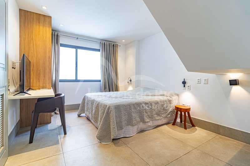 Cobertura com 659m, 4 suítes e 3 vagas, à venda no quadrilátero de Ipanema. - COIP0918