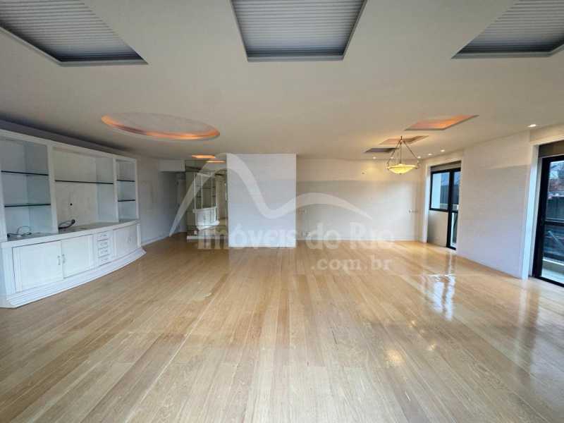 PHOTO-2025-11-29-10-17-42_1 - 4