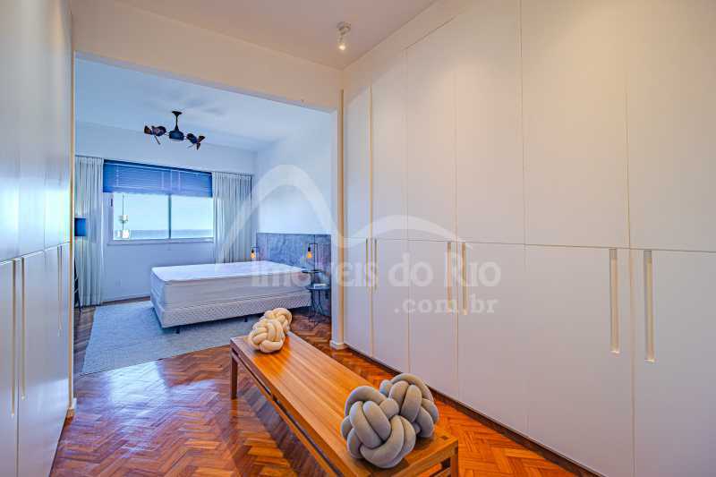 Apartamento com 209m, 3 quartos e vaga, a venda na Av Atlântica. - APCO1546p