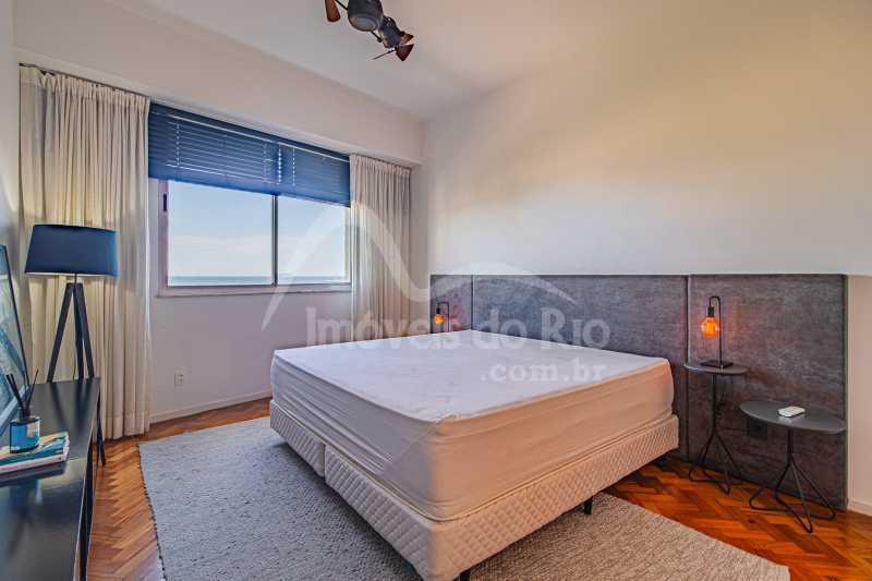 Apartamento com 209m, 3 quartos e vaga, a venda na Av Atlântica. - APCO1546p