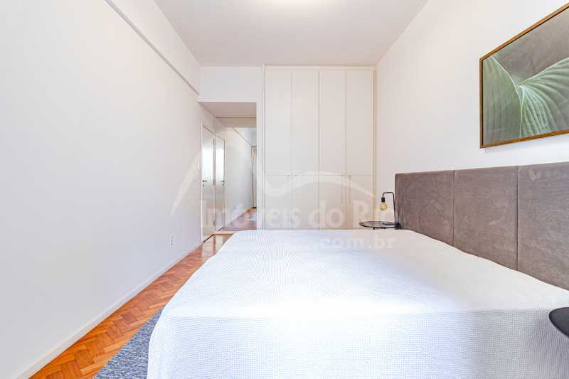 Apartamento com 209m, 3 quartos e vaga, a venda na Av Atlântica. - APCO1546p