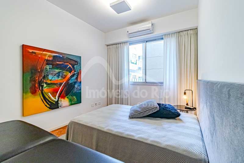 Apartamento com 209m, 3 quartos e vaga, a venda na Av Atlântica. - APCO1546p