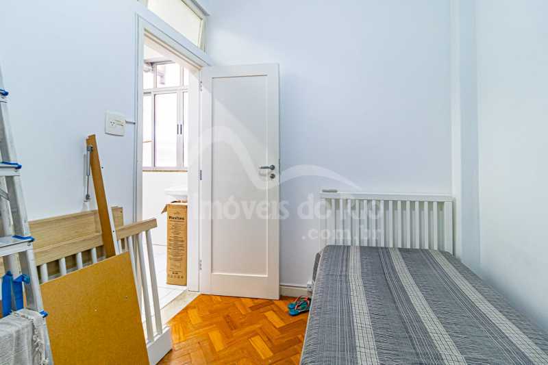 Apartamento com 209m, 3 quartos e vaga, a venda na Av Atlântica. - APCO1546p