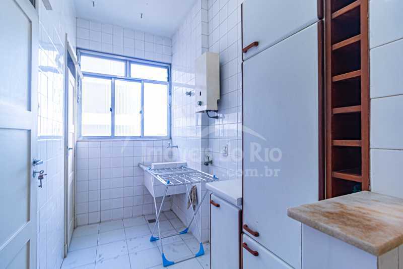Apartamento com 123m, 3 quartos e vaga, a venda no Leblon. - APLE0962P