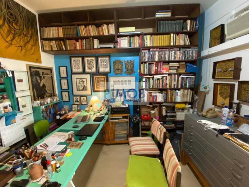 Conheça i8d2zsHgIWOg do imóvel - Apartamento de 3 quartos no Flamengo, rua transversal, andar alto - APFL0016P - 12 i8d2zsHgIWOg - 12