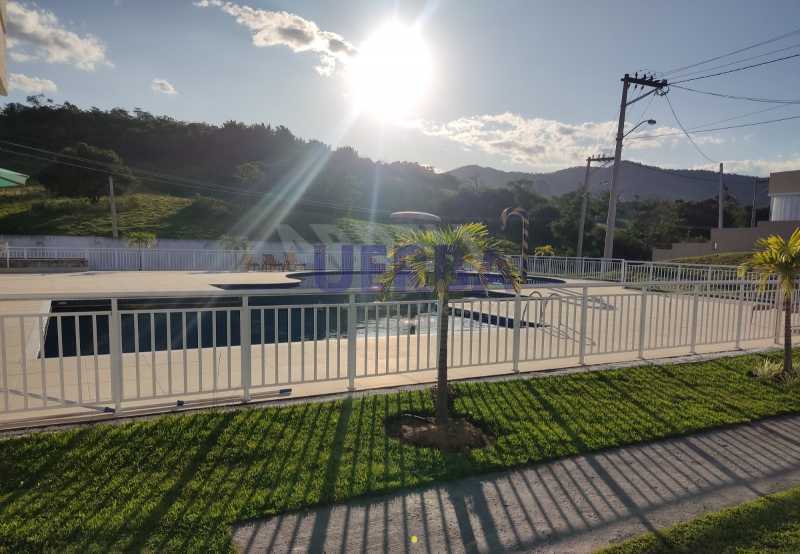 ÁREA DE PROTEÇÃO NA PISCINA - 3