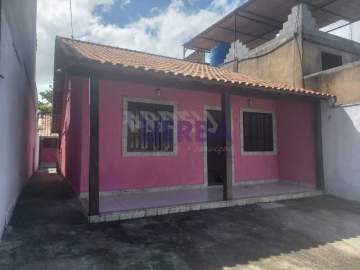 Ótima localização - Casa independente no Centro de Maricá — Perto de tudo o que sua família precisa! - CECA20796