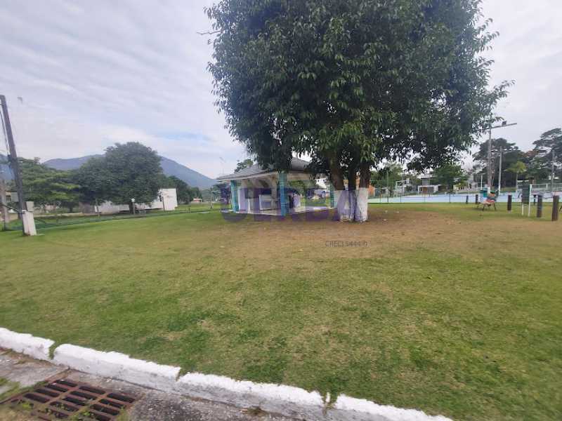 ÁREA DO CONDOMÍNIO - 9