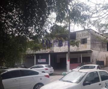 Ótima localização - Loja com 152m² em rua principal de Maricá - CELJ00043