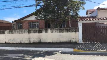 Oportunidade - Casa para locação a poucos metros da praia em Maricá - CECV30001