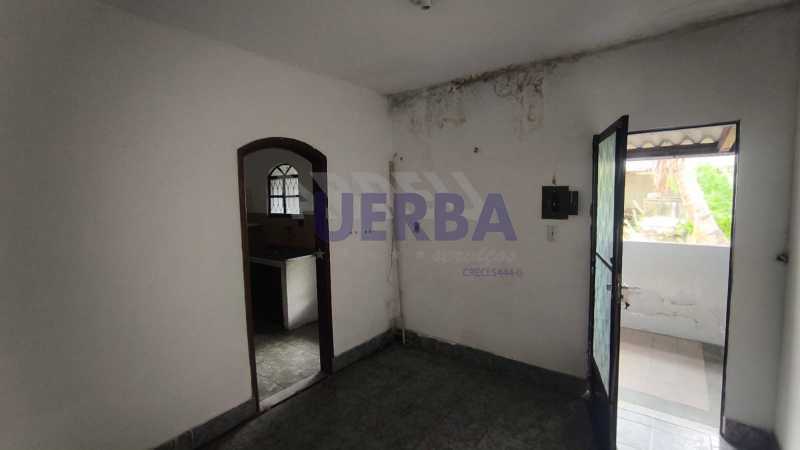 6ad9d911-ff0b-498e-8f47-71244e - 6