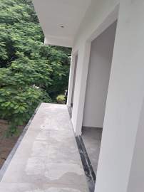 Ótima localização - Flat moderno em condomínio com lazer completo no Condado, Maricá - aluguel com condomínio, água e IPTU inclusos - CEFL00006