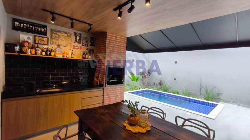 e238b763-9cdc-498c-bc72-19b893 - 10