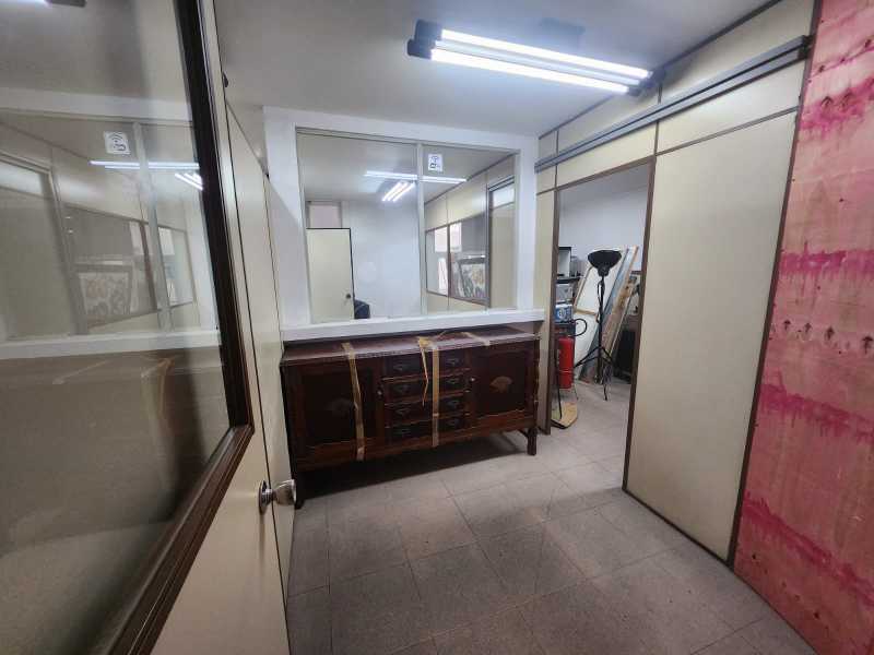 3c8e0173-2f26-444f-a30b-6b3886 - 4