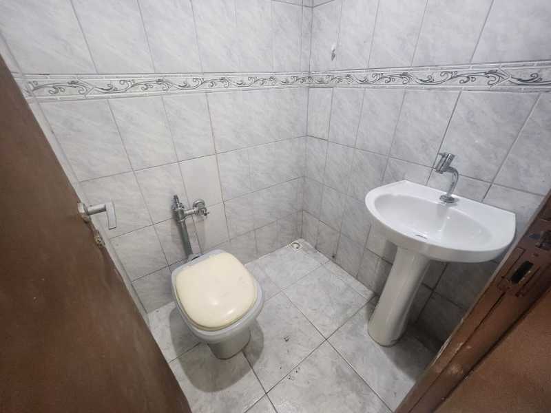 6f30cec3-2462-4ce6-bf37-68e1cb - 6