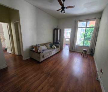 0f1c7558-9c53-41c2-9cd0-94ef2b - 1