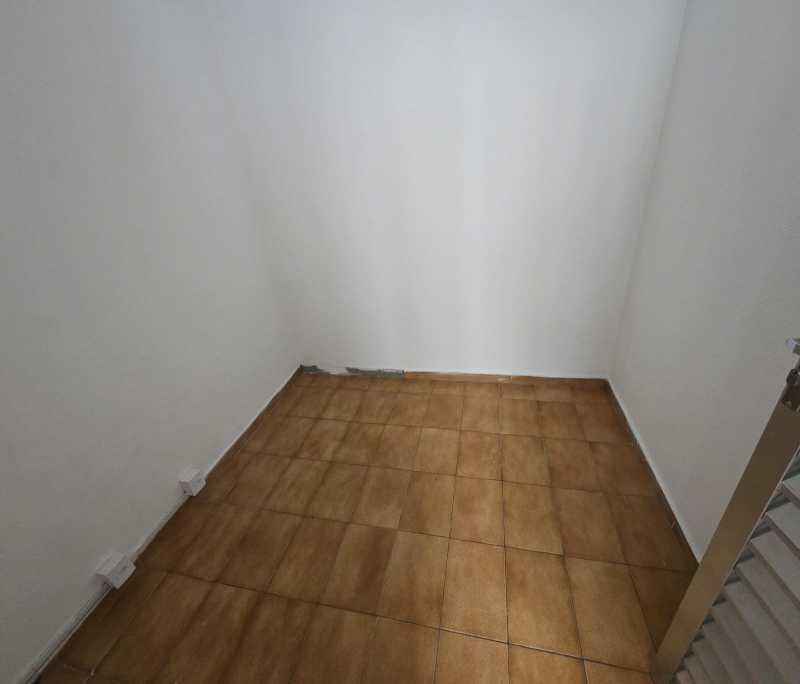 12176f8c-3784-46a2-aa63-05872f - 18