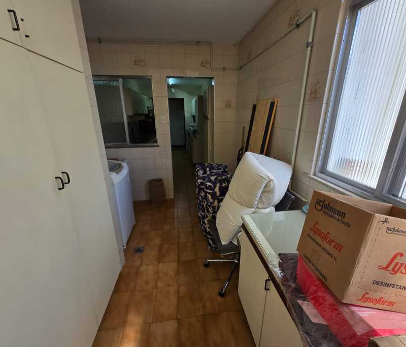 ae668ae1-a1b7-48f3-9ab2-297888 - 12