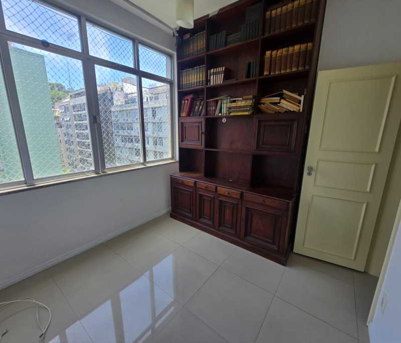 dcee4cf9-4942-44fa-8db7-677cb9 - 19