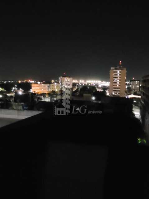 Conheça Vista noturna. do imóvel - Casa de Vila à venda Rua Penedo, Olaria, Rio de Janeiro - R$ 750.000 - LGCV50001 - 22 Vista noturna. - 22