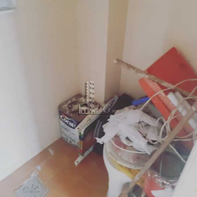 Conheça Banheiro de empregada. do imóvel - Apartamento à venda Rua Paula Barros, Vila da Penha, Rio de Janeiro - R$ 265.000 - LGAP10035 - 26 Banheiro de empregada. - 26