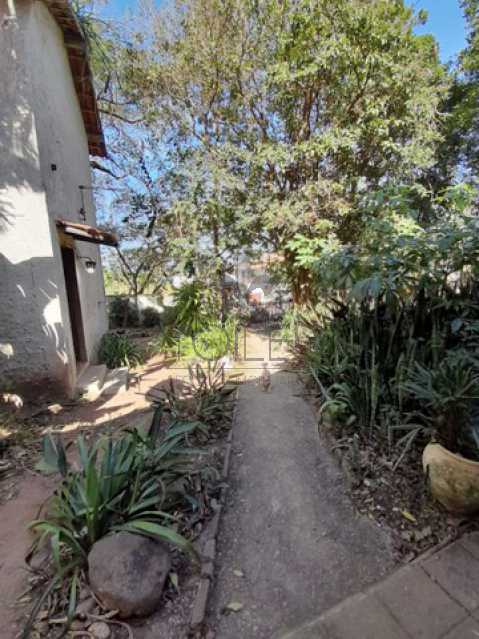 Conheça 03 do imóvel - Chácara 1350m² à venda Rua Alfazema,Praia Rasa, Armação dos Búzios - R$ 500.000 - BZ-RVC001 - 3 03 - 3