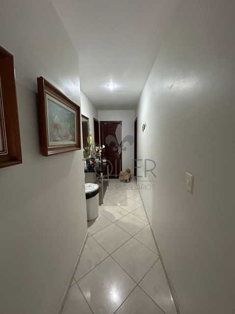 Conheça 13 do imóvel - Casa em Condomínio para venda e aluguel Rua Marlo da Costa e Souza, Barra da Tijuca, Rio de Janeiro - R$ 5.000.000 - LBT-MC4001 - 13 13 - 13