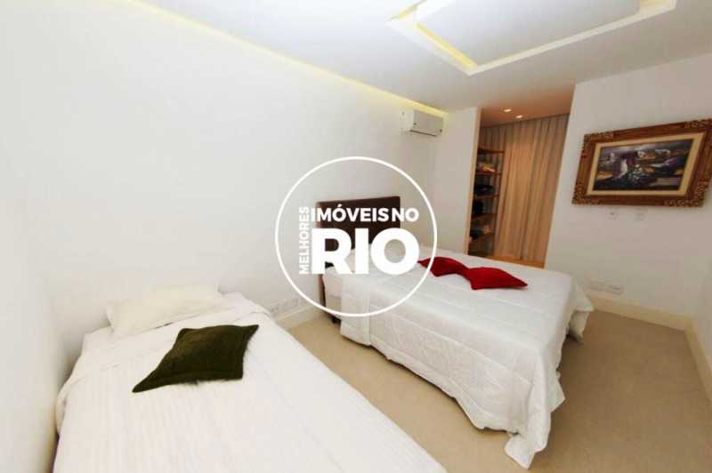 Conheça Casa na Barra da Tijuca do imóvel - Casa em Condomínio 8 quartos à venda Rio de Janeiro,RJ - R$ 13.000.000 - CB0148 - 6 Casa na Barra da Tijuca - 6