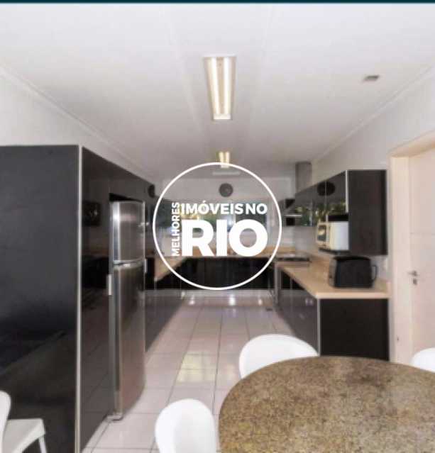 Conheça Casa Duplex na Barra da Tijuca do imóvel - Casa em Condomínio 5 quartos à venda Rio de Janeiro,RJ - R$ 4.200.000 - CB0720 - 15 Casa Duplex na Barra da Tijuca - 15