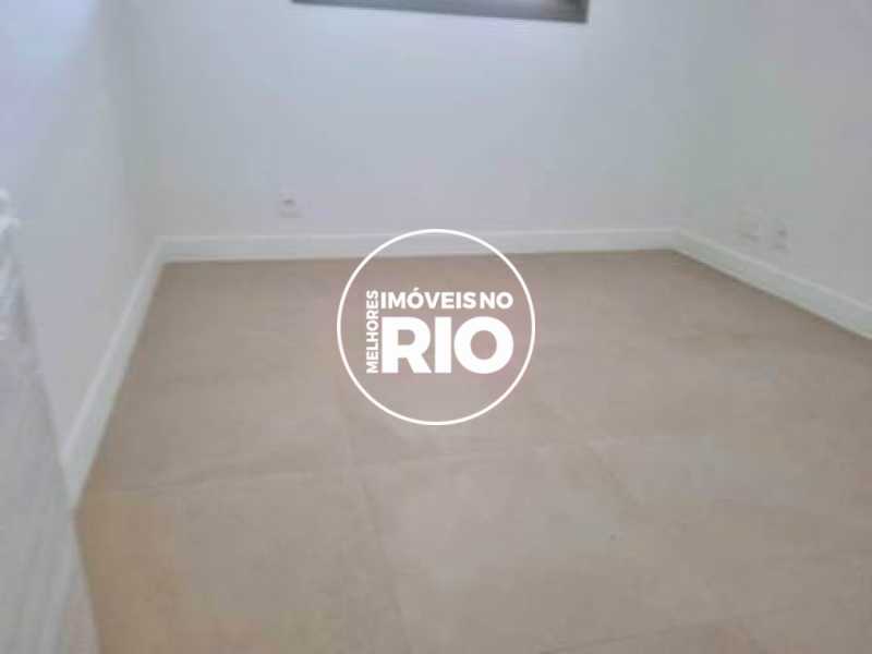 Apartamento na Barra da Tijuca - 16