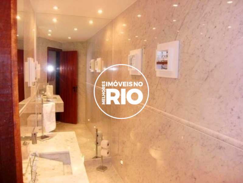Conheça Casa Duplex na Barra da Tijuca do imóvel - Casa em Condomínio 5 quartos à venda Rio de Janeiro,RJ - R$ 6.800.000 - CB0112 - 18 Casa Duplex na Barra da Tijuca - 18