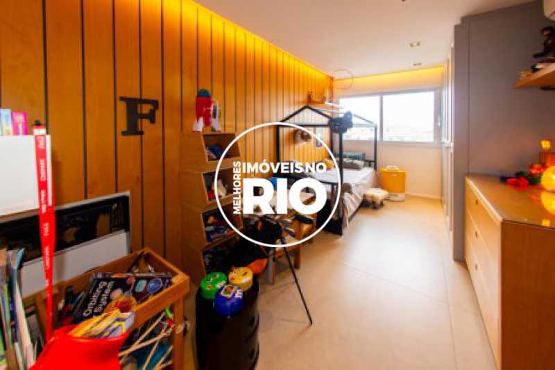 Apartamento na Barra da Tijuca - 12