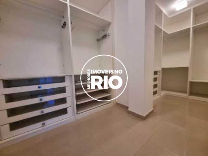 Conheça Casa Duplex na Barra da Tijuca do imóvel - Casa em Condomínio 6 quartos à venda Rio de Janeiro,RJ - R$ 4.800.000 - CB0835 - 16 Casa Duplex na Barra da Tijuca - 16