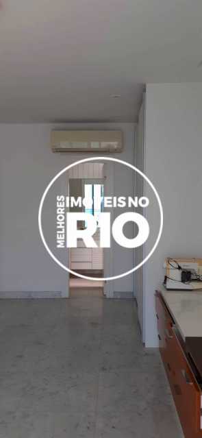 Apartamento na Barra da Tijuca - 11