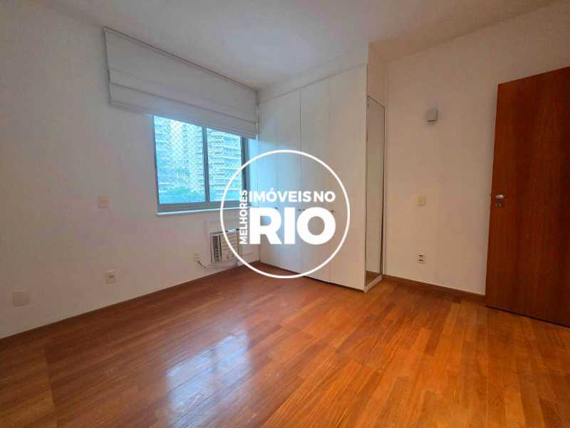 Apartamento na Barra da Tijuca - 12