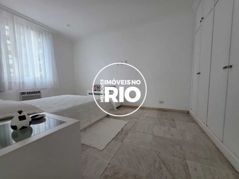 Apartamento na Barra da Tijuca - 12