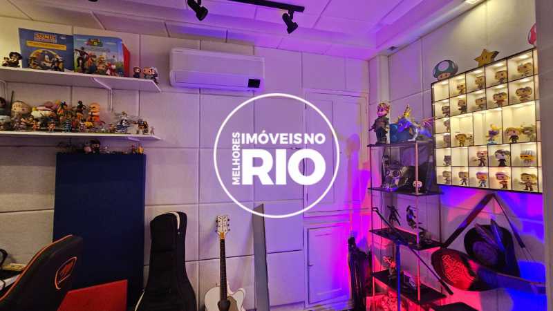 Cobertura Linear no Alto  - 12