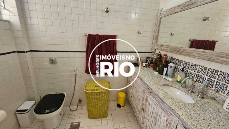 Cobertura Linear no Alto  - 13