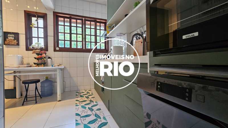 Cobertura Linear no Alto  - 16