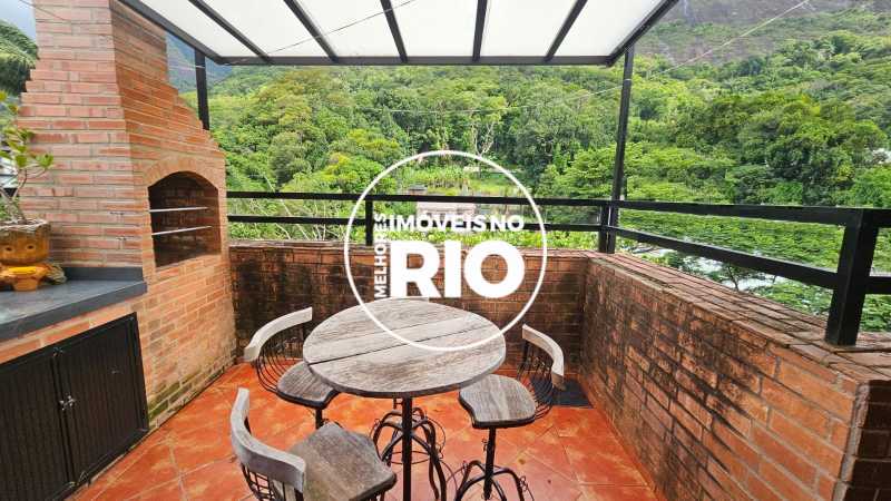 Cobertura Linear no Alto  - 25