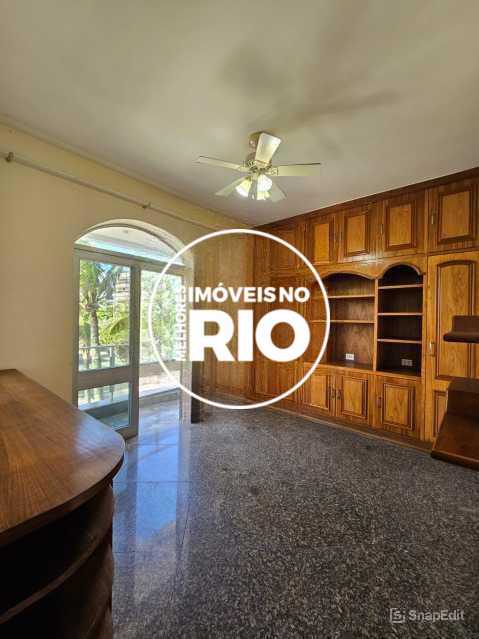 Apartamento na Barra da Tijuca - 13