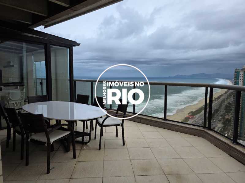 Apartamento Duplex na Barra  - 2