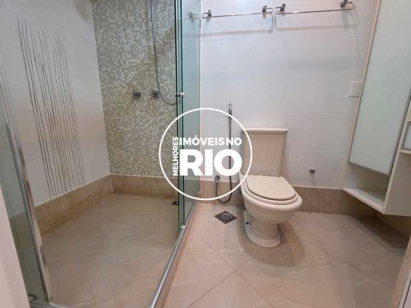 Apartamento Duplex na Barra  - 14