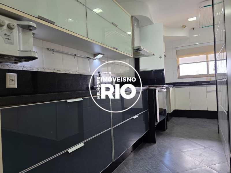 Apartamento Duplex na Barra  - 20