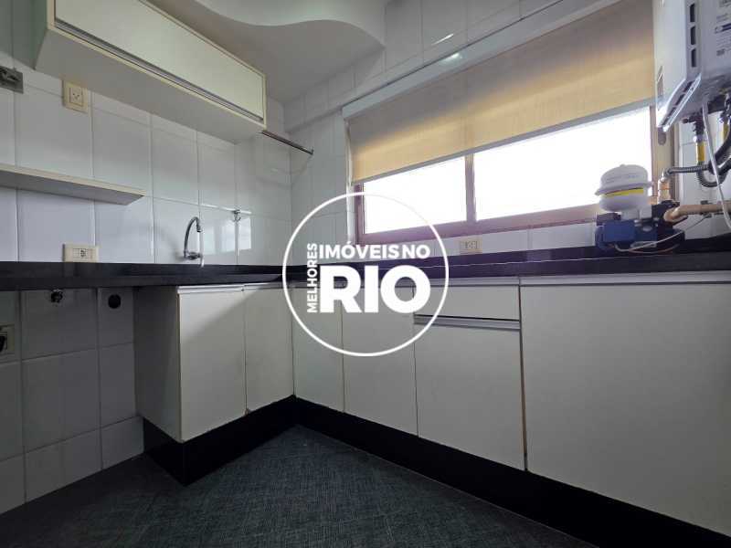Apartamento Duplex na Barra  - 21