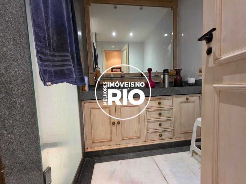 Apartamento na Barra da Tijuca - 11