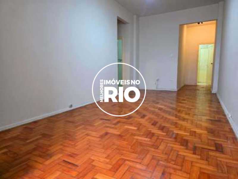 Apartamento no Grajaú - 2