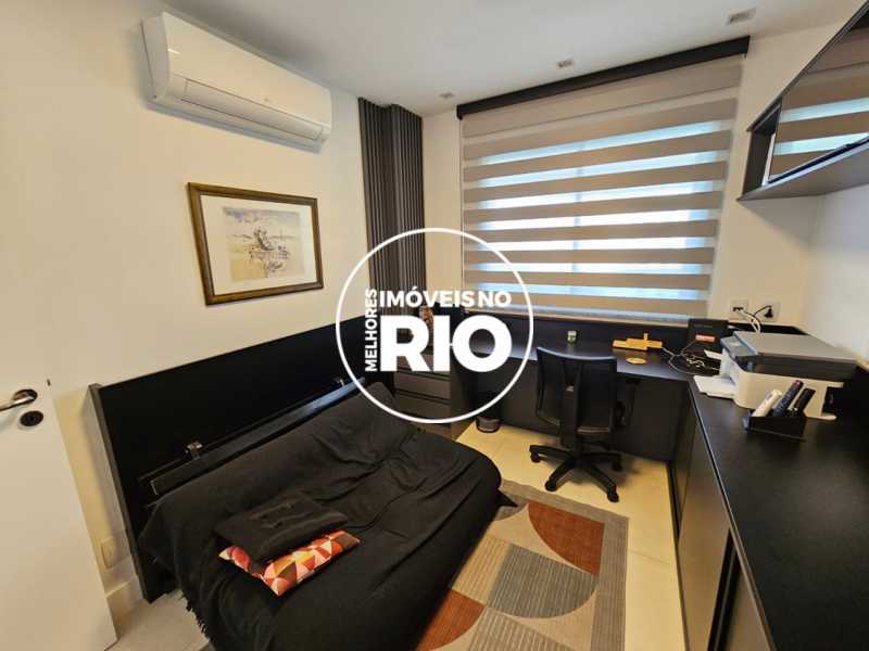 Apartamento na Barra da Tijuca - 14